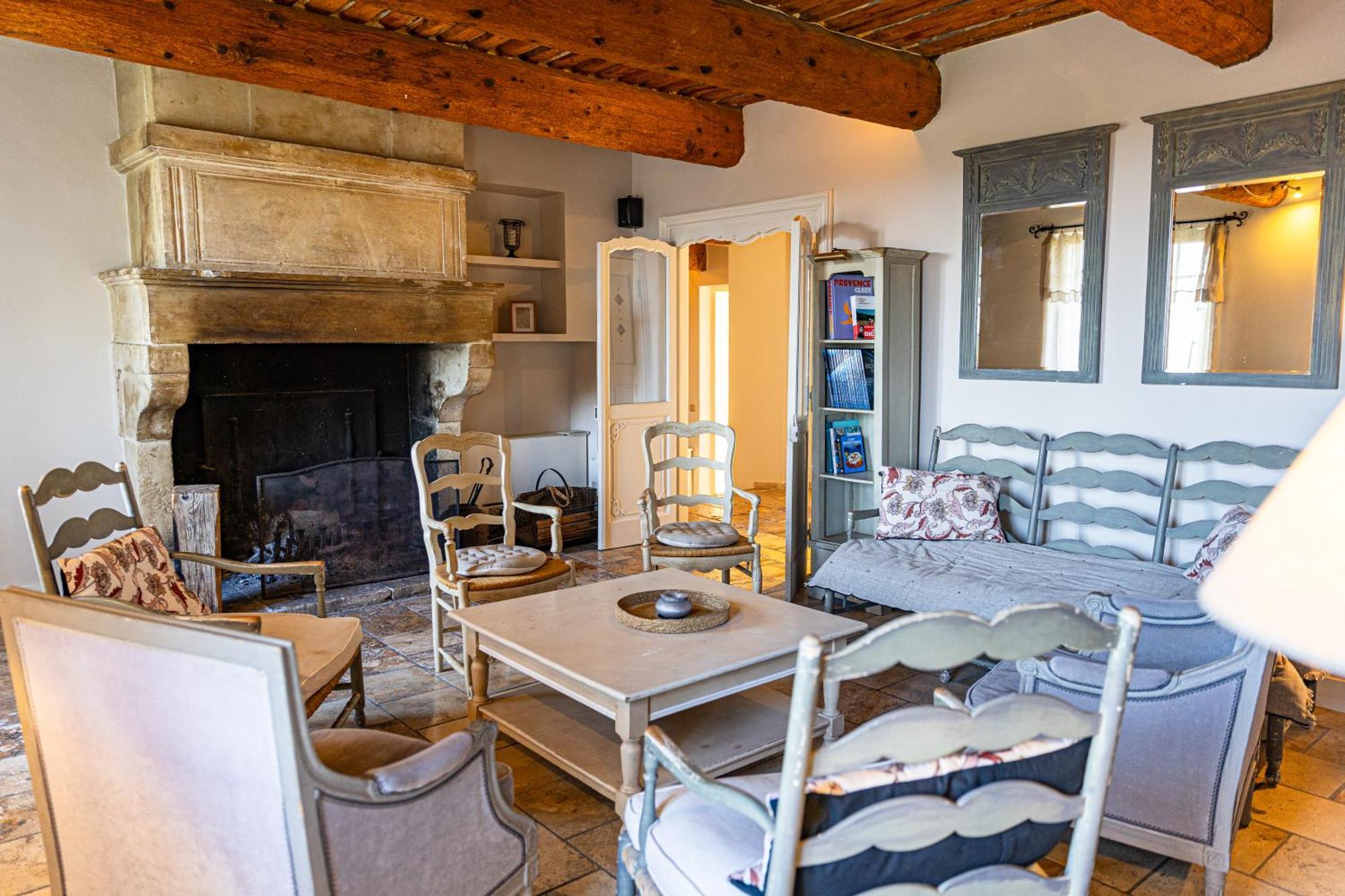 Maison Bournissac Noves Luaran gambar